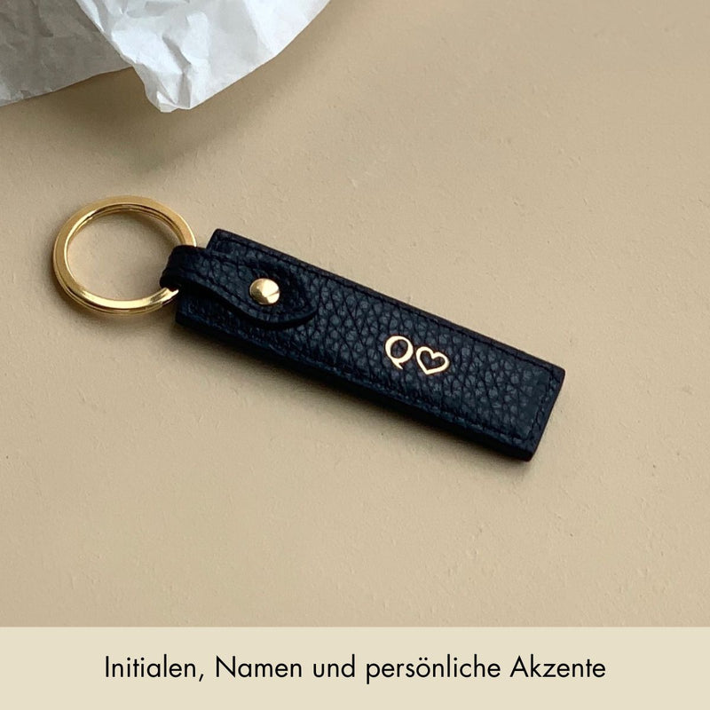 Schlüsselanhänger Classic Grainy | Schwarz & Gold - Personalisierbarer Schlüsselanhänger mit Prägung | MERSOR