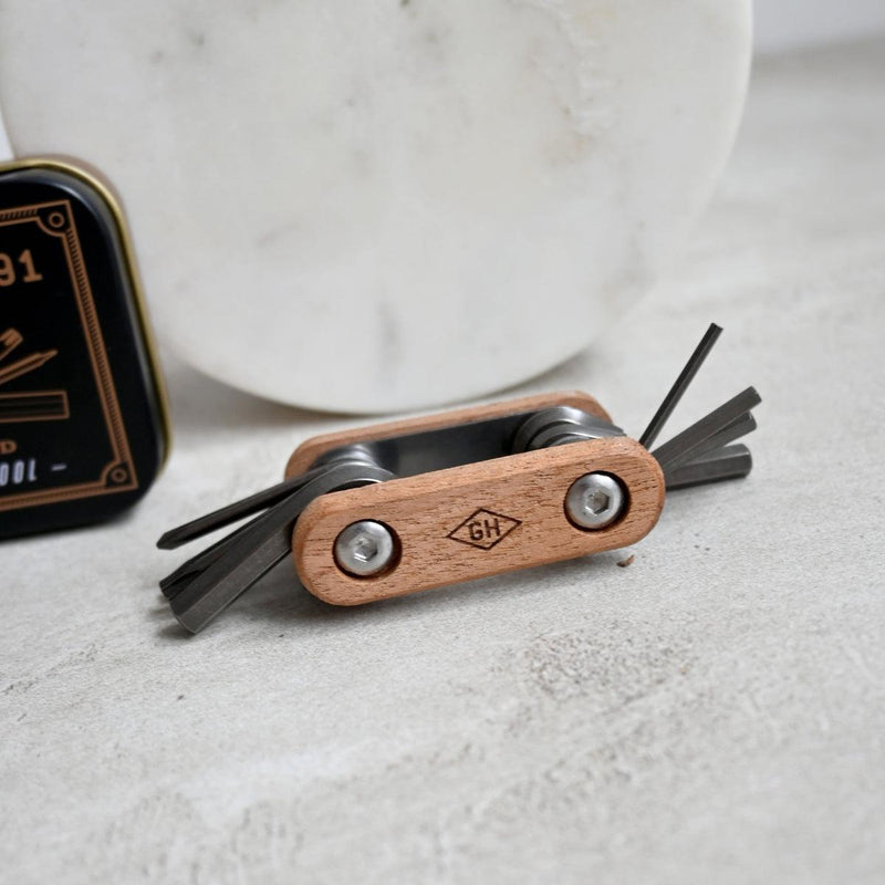 Multifunktionales Werkzeug für Fahrräder von Gentlemen's Hardware