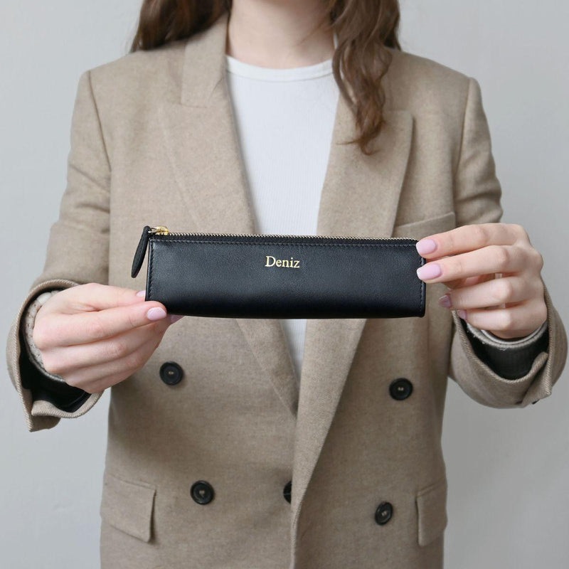 Personalisiertes Mäppchen Schwarz & Gold bei MERSOR